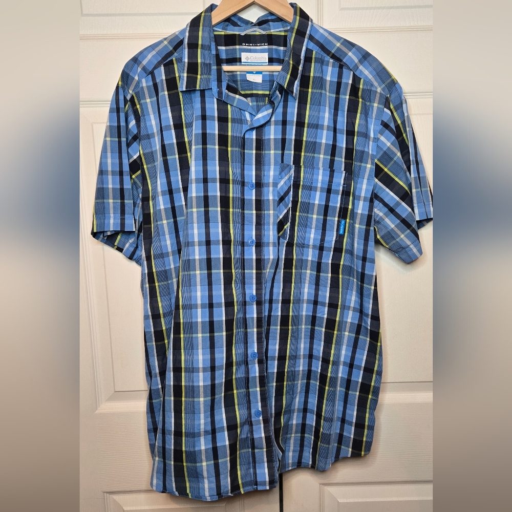 Columbia Men's Blue and Yellow Plaid Button Down Shirt